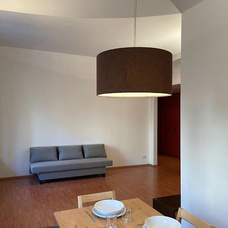 Accomodo Mib52 Bivano Sant'Ambrogio Milan Exterior photo